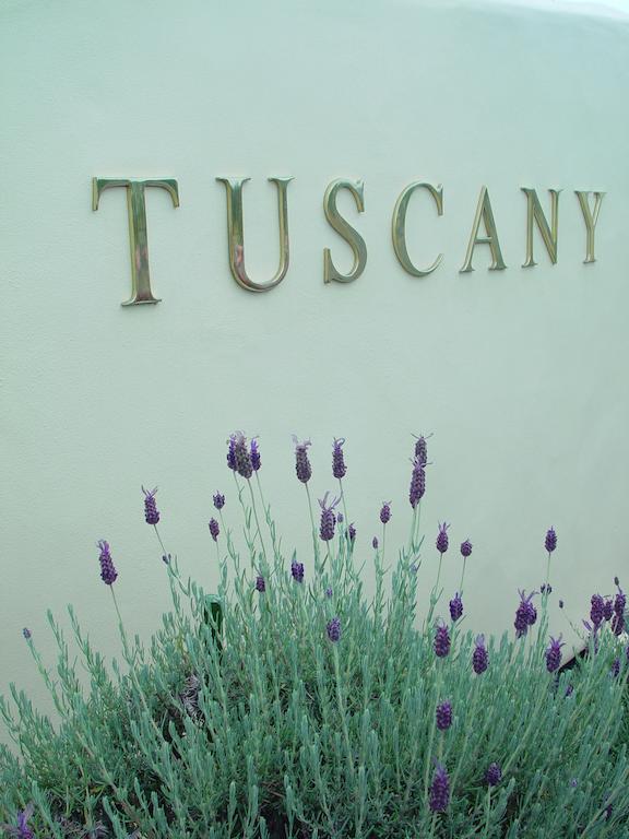 Bella Tuscany Motor Lodge Napier Extérieur photo