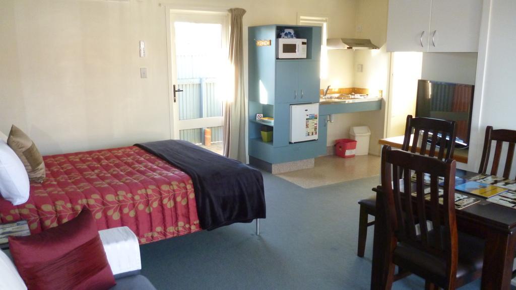 Bella Tuscany Motor Lodge Napier Extérieur photo