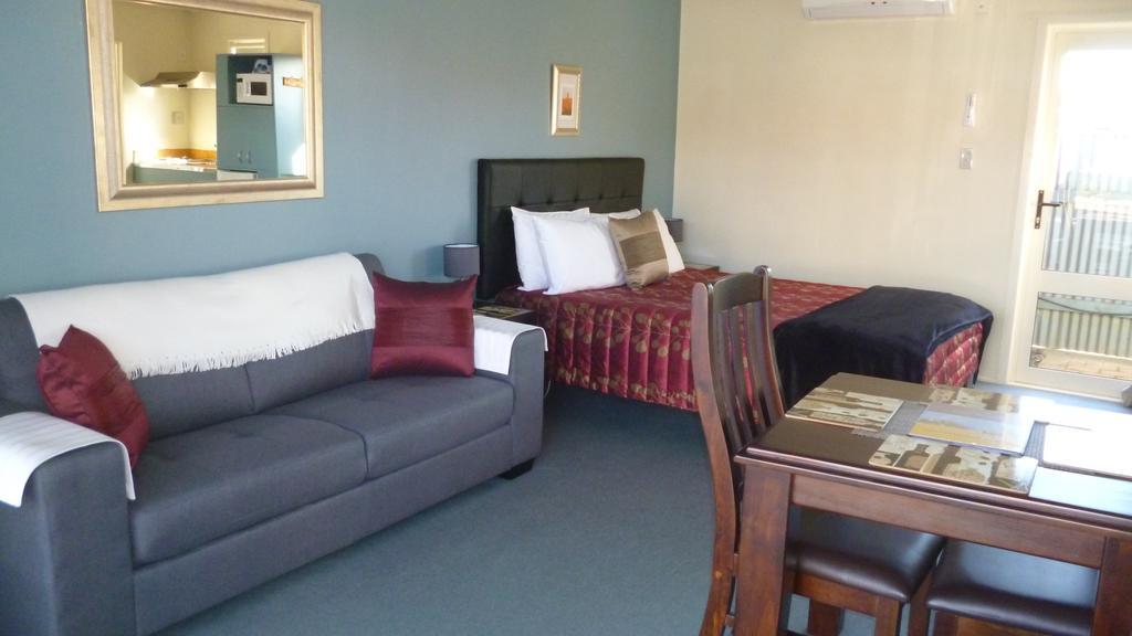 Bella Tuscany Motor Lodge Napier Extérieur photo